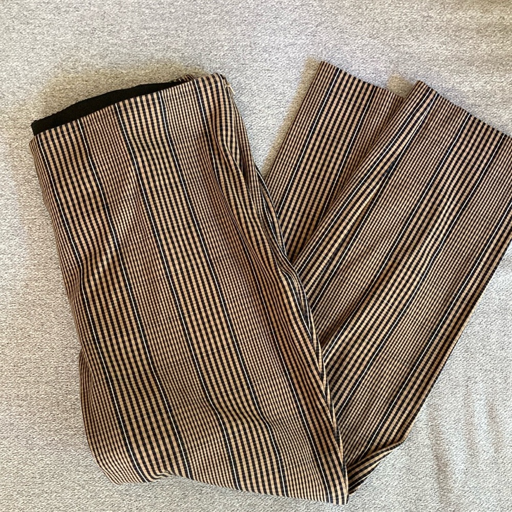 Plaid Fitted Cropped Trousers